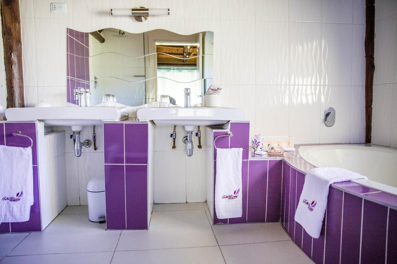 Tshiberry Bed & Breakfast Phokeng Eksteriør bilde
